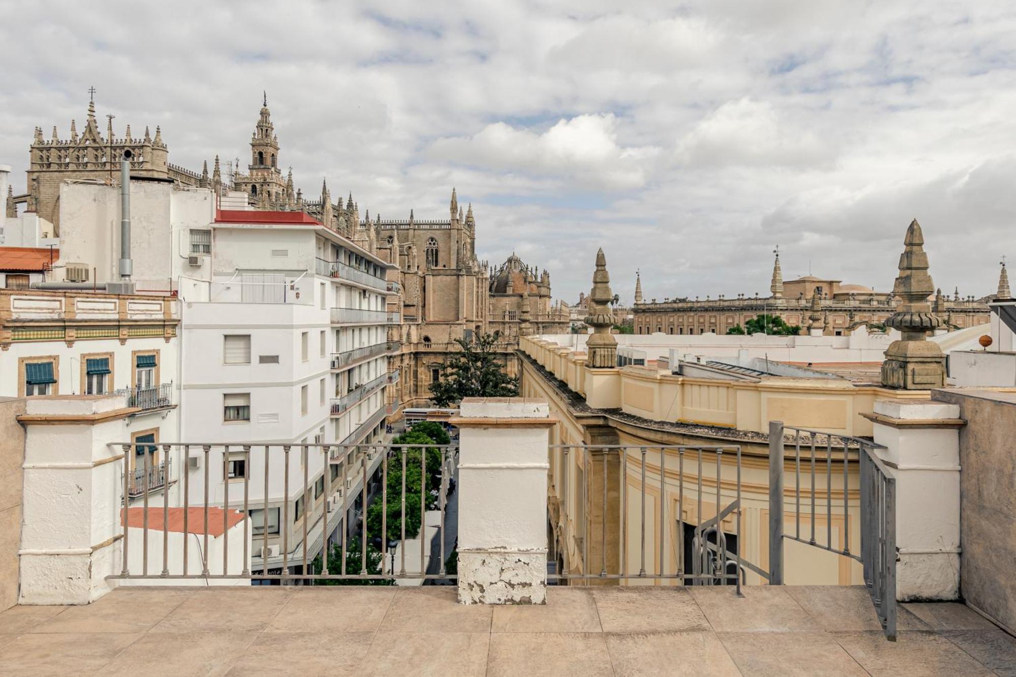 Ferienwohnung Arco Del Postigo Sevilla Exterior foto